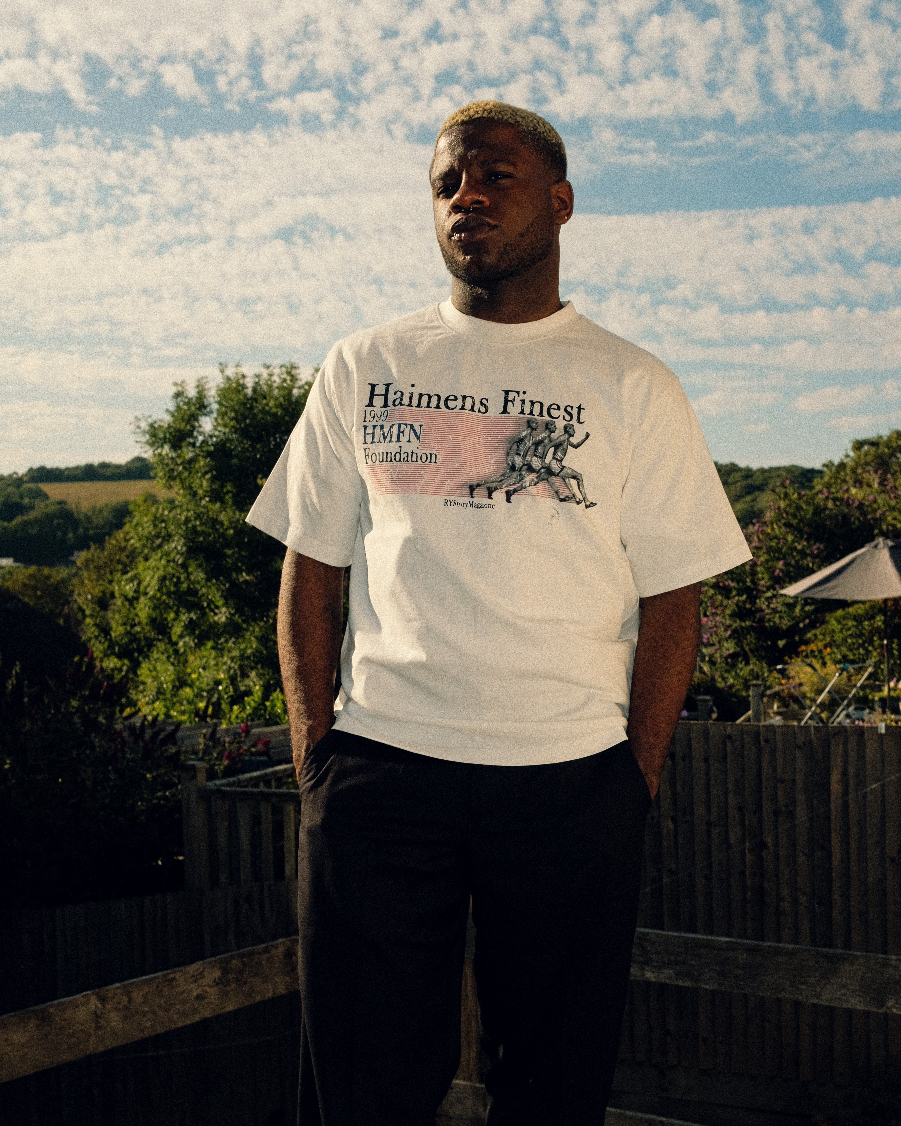 HEAVYWEIGHT RUNNING MAN TEE